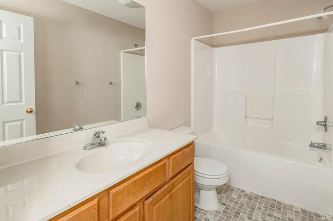 Building Photo - 5713 W Monarch Ct