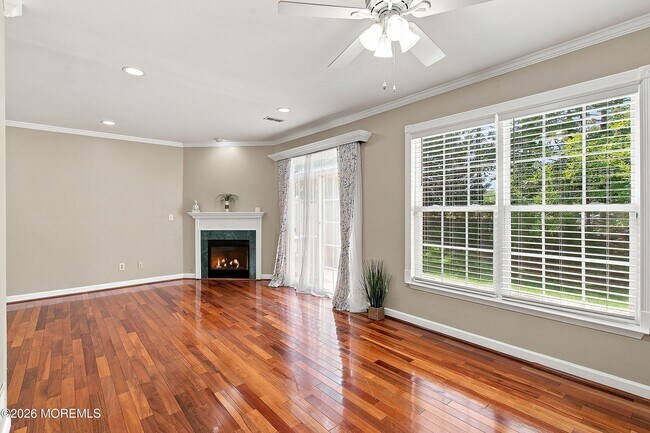 Building Photo - 90 Banyan Blvd