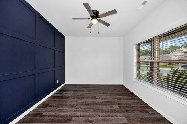 Building Photo - Beautiful 4-Bedroom Home with Office, Bonus Room, and Large Backyard
