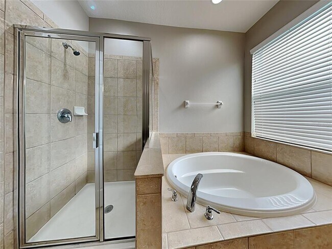 Building Photo - 11011 Belle Haven Dr