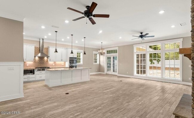 Building Photo - 3816 Mariner Dr