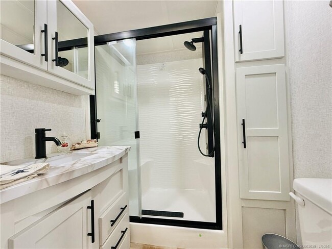 Building Photo - 10725 S Ocean Dr