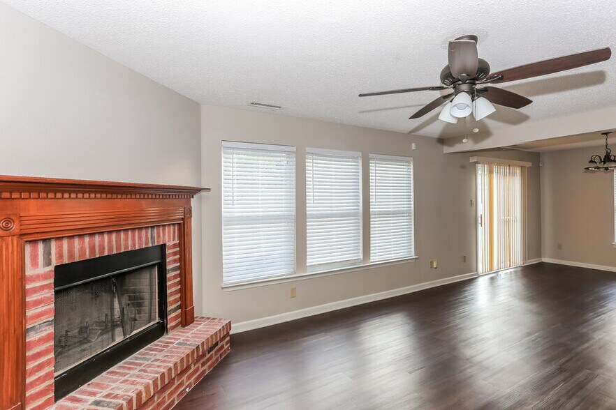 Building Photo - 4030 Kellybrook Dr