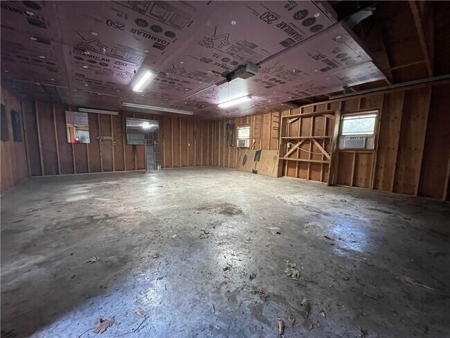Building Photo - 13676 Cardinal Cir