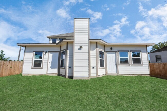 Building Photo - 1189 Rd 5100