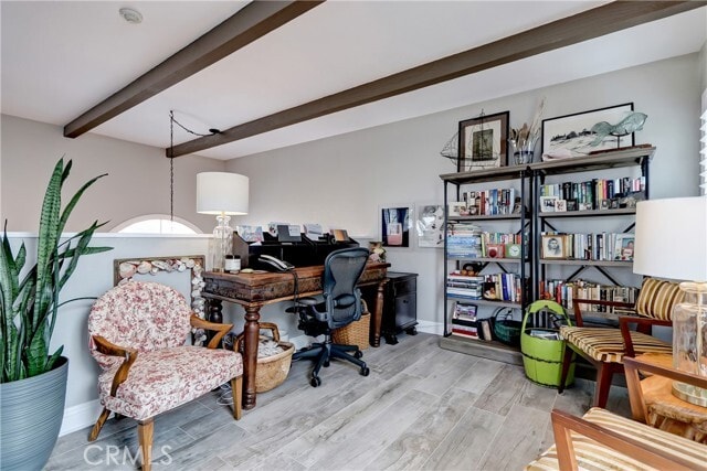 Building Photo - 425 S Catalina Ave