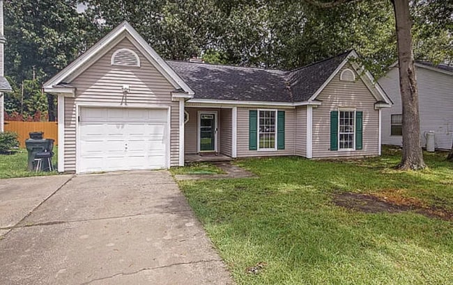 Primary Photo - 304 Merton Ct
