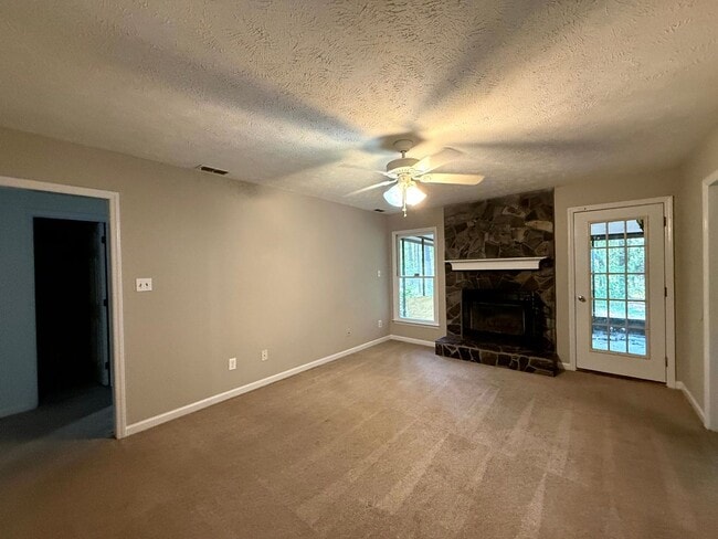 Building Photo - 5481 Landview Pl