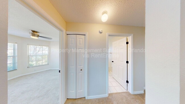 Building Photo - 5662 Rywood Dr