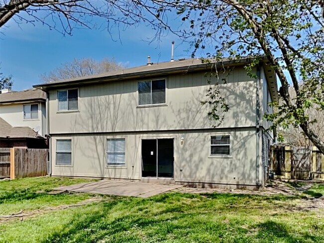 Building Photo - 5349 Yale Dr