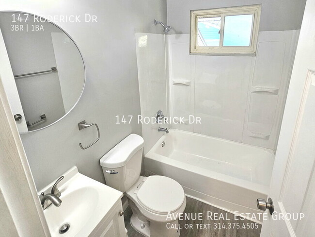 Building Photo - 147 Roderick Dr