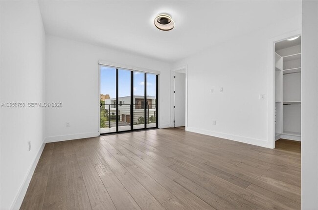 Building Photo - 16709 Botaniko Dr N