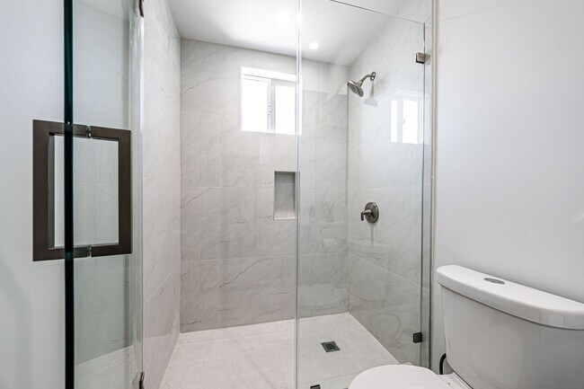 Building Photo - 4445 Auckland Ave