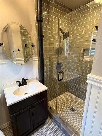 Building Photo - 4332 Calmont Ave