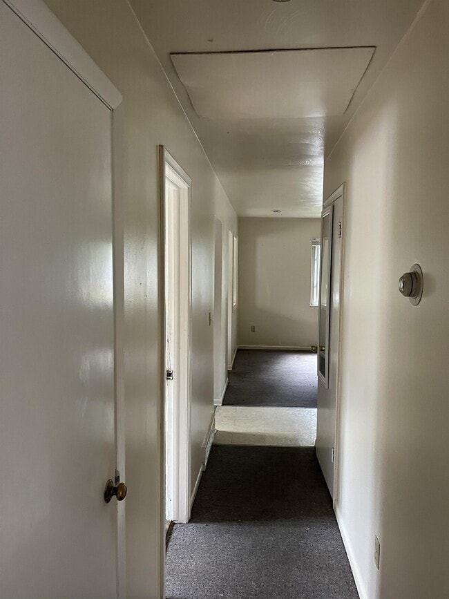 Building Photo - 624 Stoddard Ave