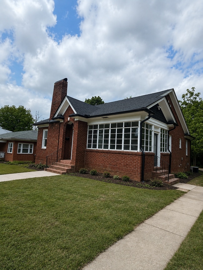 Building Photo - 710 Maupin Ave
