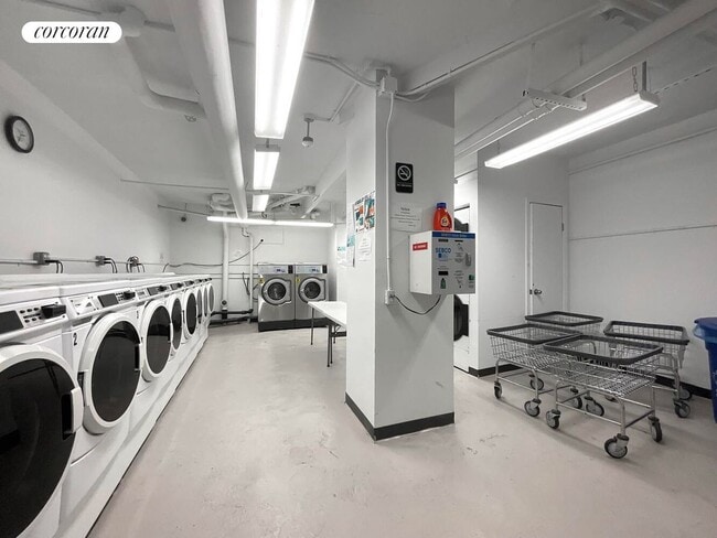 Building Photo - 24-39 38th Street D8