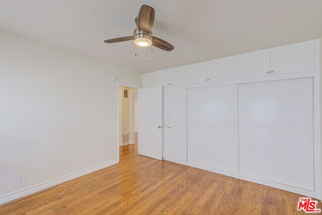 Building Photo - 1643 N Formosa Ave