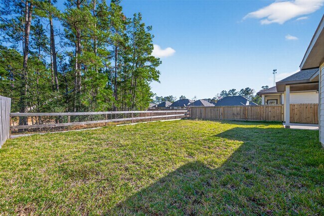 Building Photo - 2320 Cedar Pl Dr