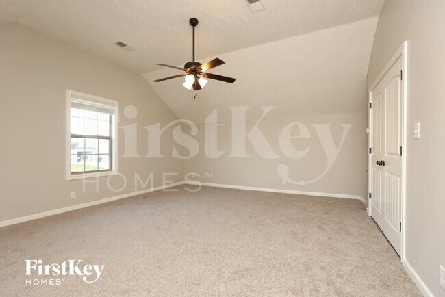 Building Photo - 1412 Freedom Dr