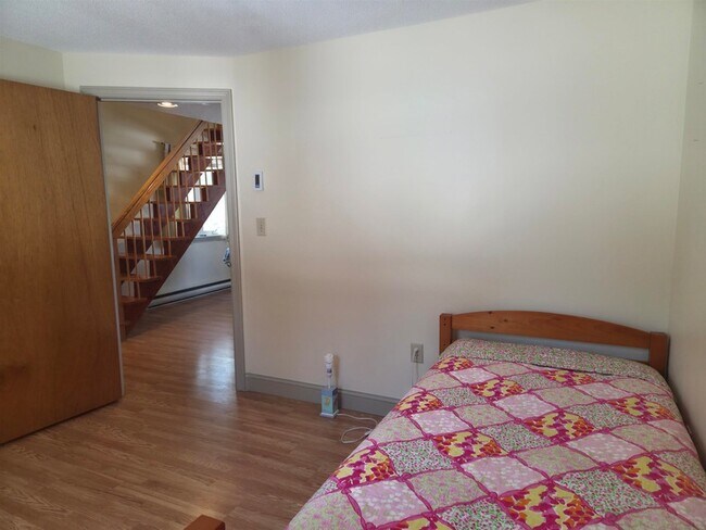 Building Photo - 112 Mountain River East Rd