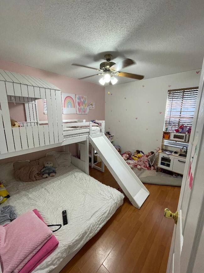 Building Photo - 4382 Fox Ridge Dr