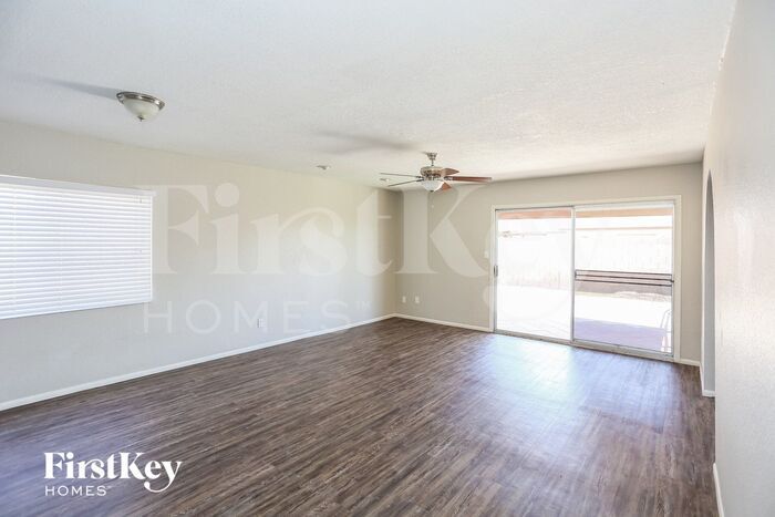 Building Photo - 5339 W Cholla St