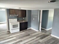 Building Photo - 212 Martin St