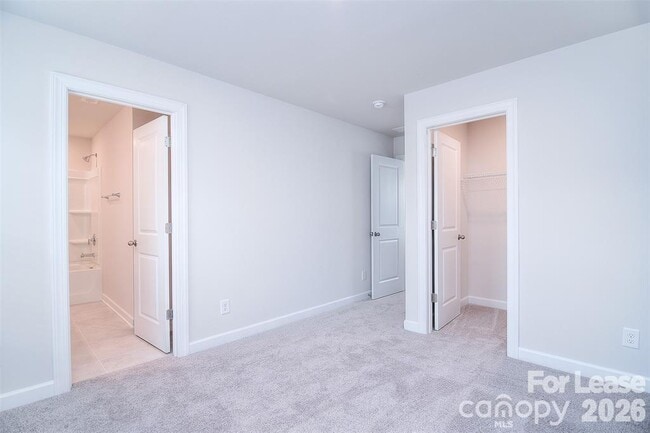 Building Photo - 14205 Laughing Gull Dr