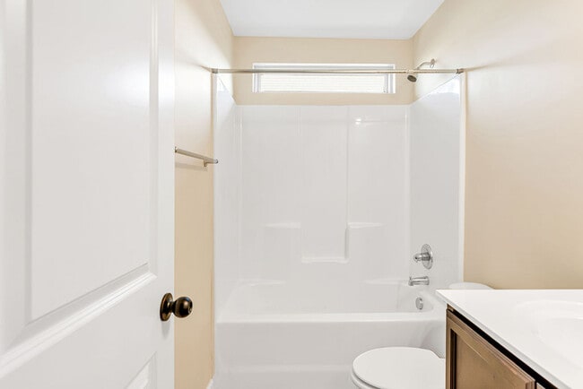 Building Photo - 309 Channel Run Ln