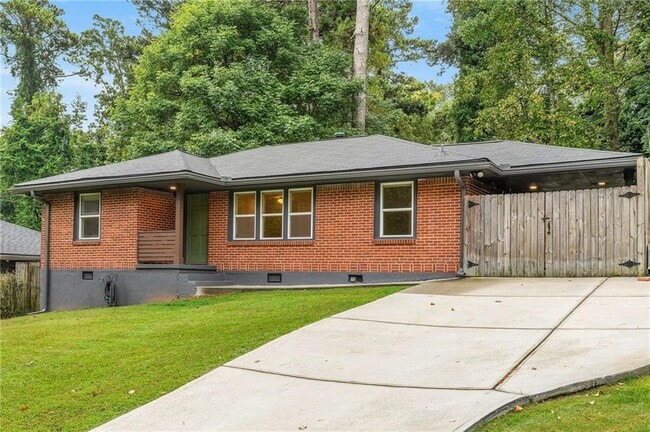 Building Photo - 1857 Boulderview Dr SE