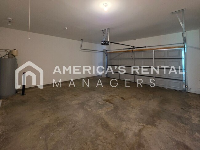 Building Photo - DEPOSIT PENDING!!! - Four Bedroom, Modern Home for Rent in Eastaboga - Available NOW!