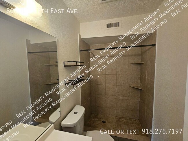 Building Photo - 8009 N 117th E Ave