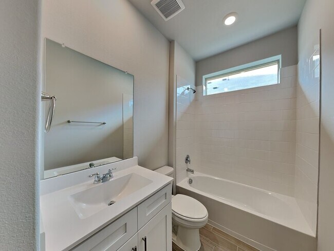 Building Photo - 9617 Brickridge Ln