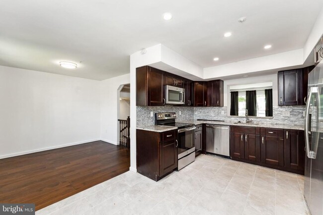 Building Photo - 12616 Wrightwood Ct