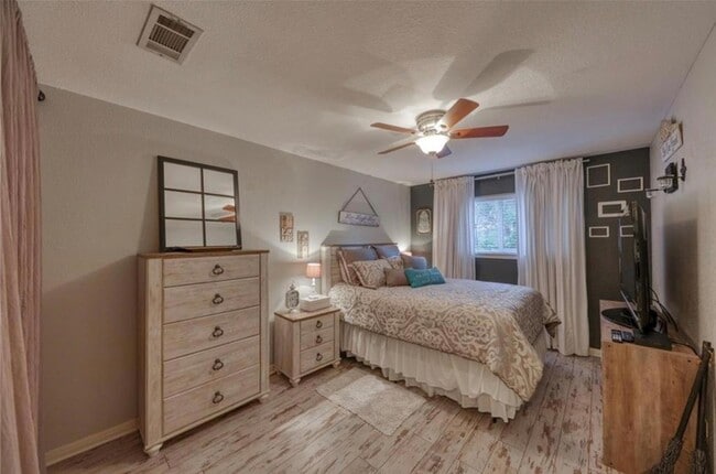 Building Photo - 20504 National Dr