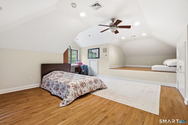 Building Photo - 18 W Haviland Ln
