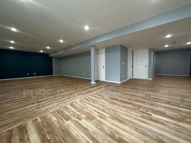 Building Photo - 8602 S Mallard Pl