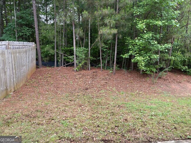 Building Photo - 2496 Piering Dr