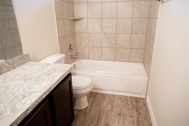 Building Photo - 1404 Cardinal Dr