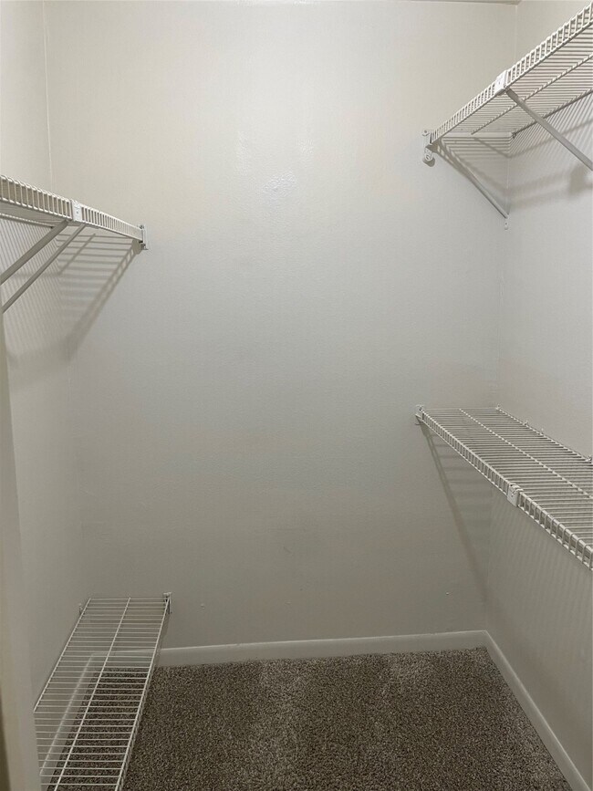 Building Photo - 8419 Hearth Dr