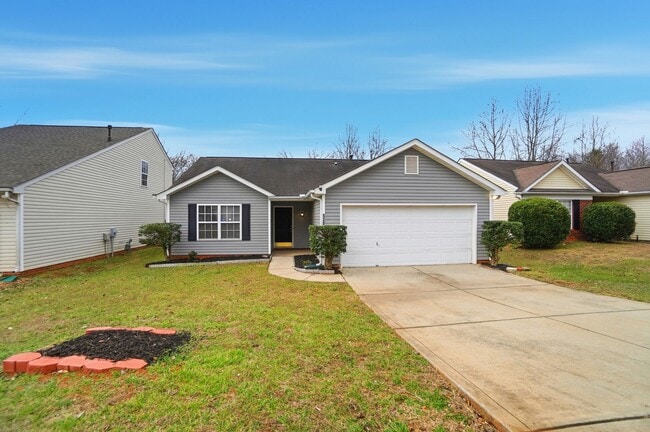 Building Photo - 3 bedroom single family home!