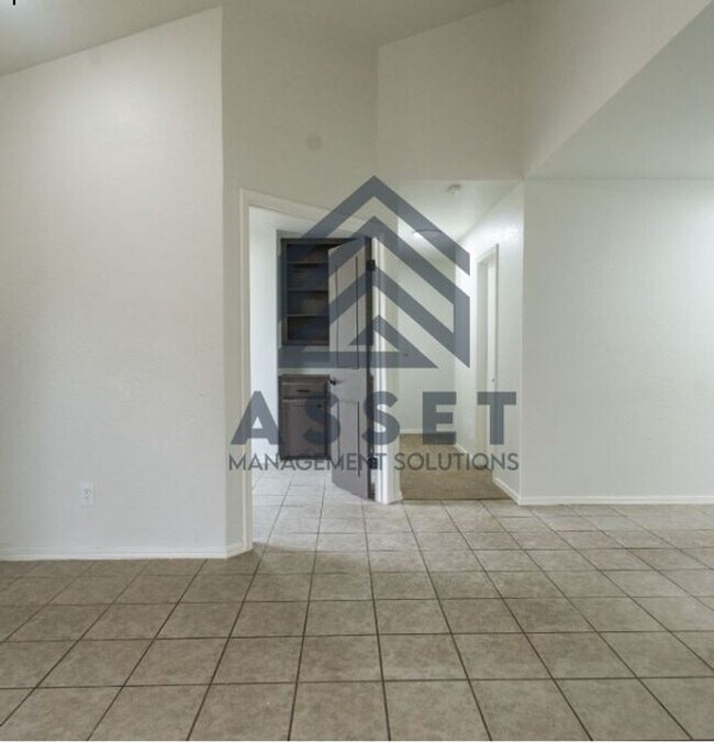 Building Photo - 4 Bedroom Rent to Own Home Available!