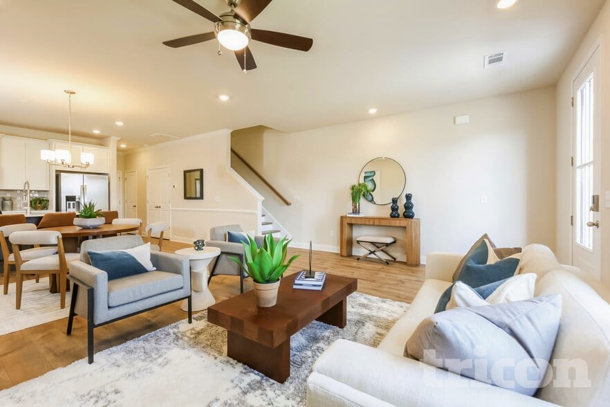 Building Photo - 10 Beautyberry St