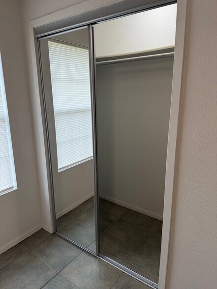 Building Photo - 212 Boston Ave