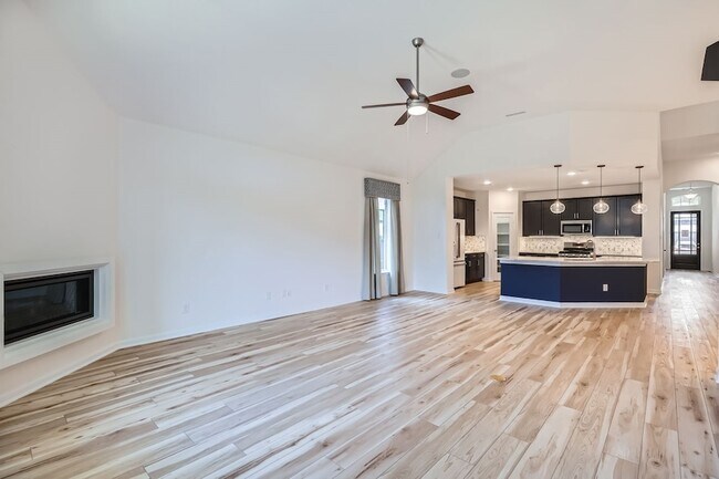 Building Photo - 17204 Clover Dr
