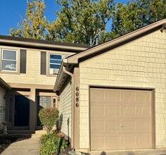 Building Photo - 6086 S Bay Dr