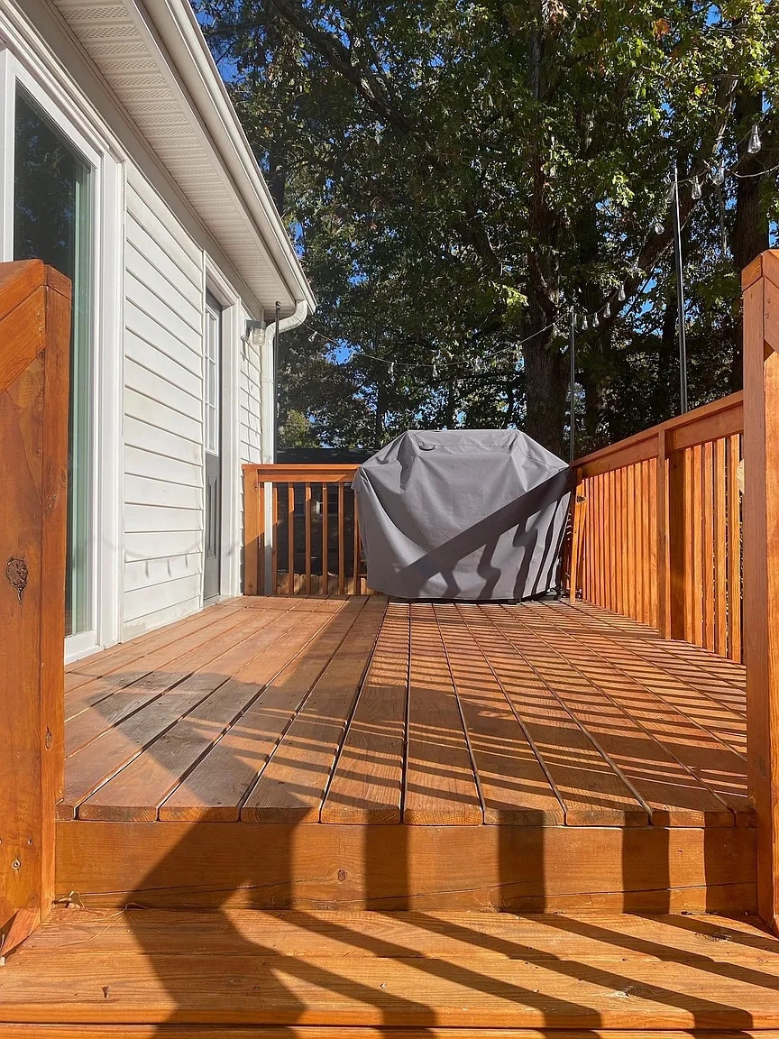 Building Photo - Room in House on Harmony Ct