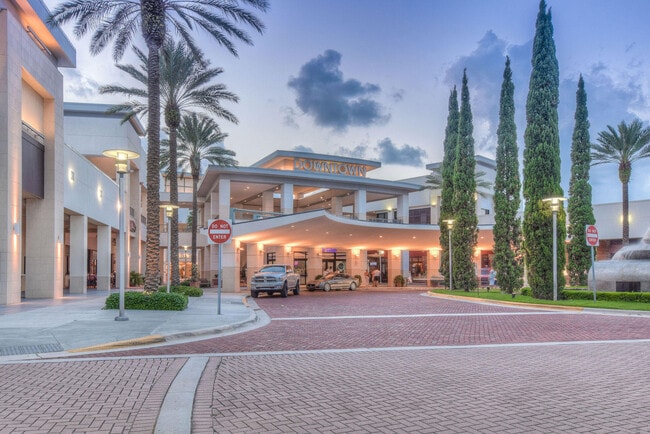 Building Photo - 200 Intracoastal Pl
