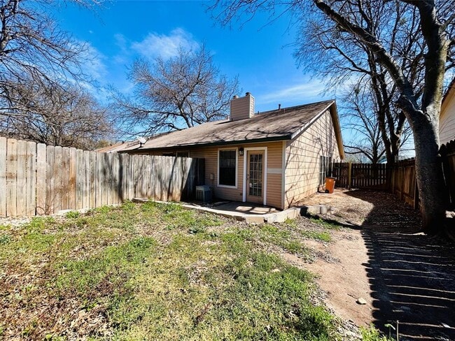 Building Photo - 9400 Kempler Dr